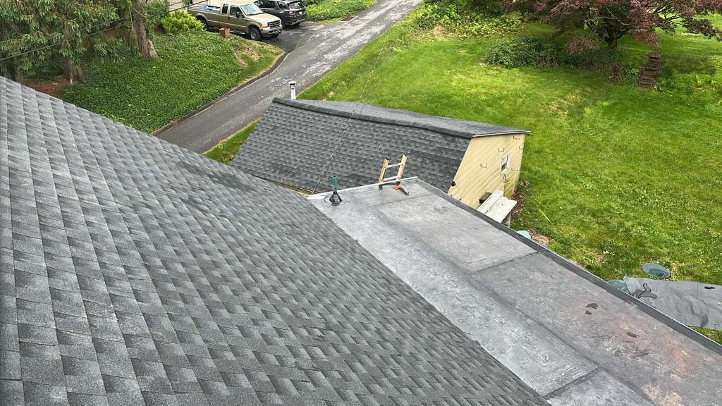 New architectural shingle roof installed by Inspire Contracting